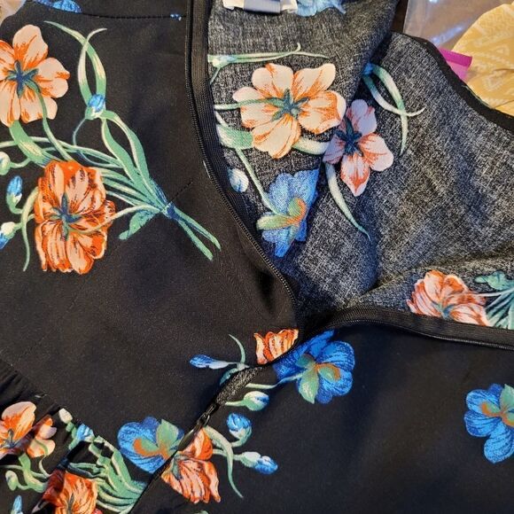 Old Navy Floral Mini Baby Doll Dress - Picture 12 of 14